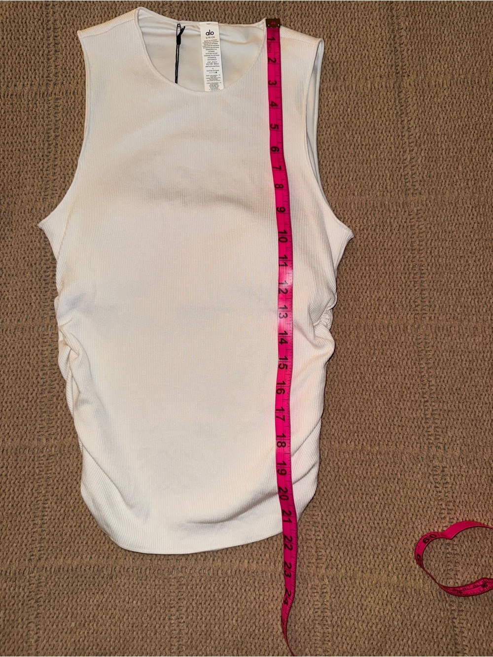 Alo Ribbed En Pointe Tank - Picture 5 of 8